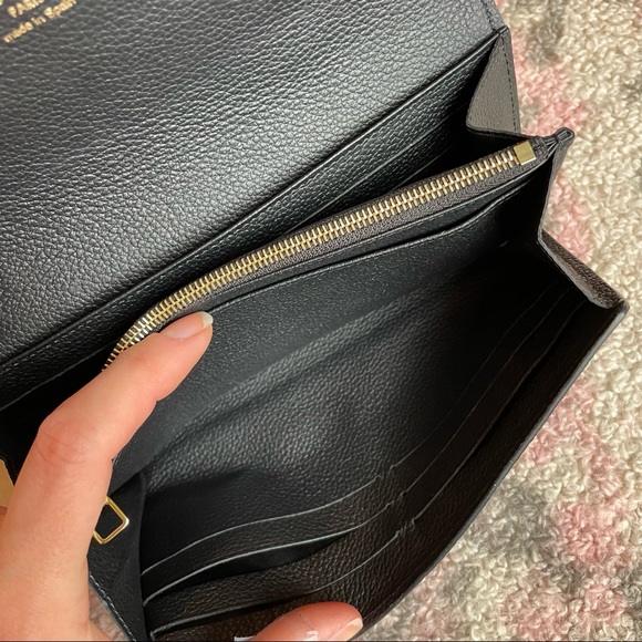 Authentic Louis Vuitton black monogram empriente leather Sarah wallet - Picture 12 of 15